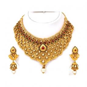 women-gold-necklace-set-500x500 