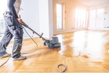 painting-oiling-oak-parquet-worker-260nw-1330150253 